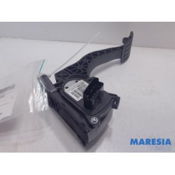 Citroen - Berlingo - Accelerator pedal