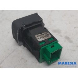 Citroen - Berlingo - Central locking switch