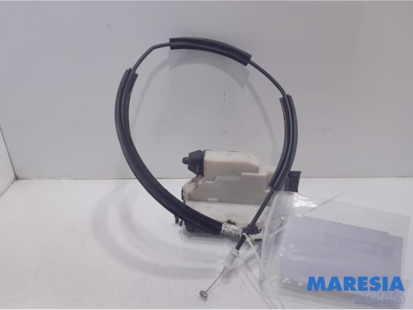 Citroen - Berlingo - Sliding door lock mechanism, right