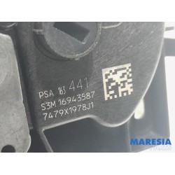 Citroen - Berlingo - Minibus/van rear door lock mechanism