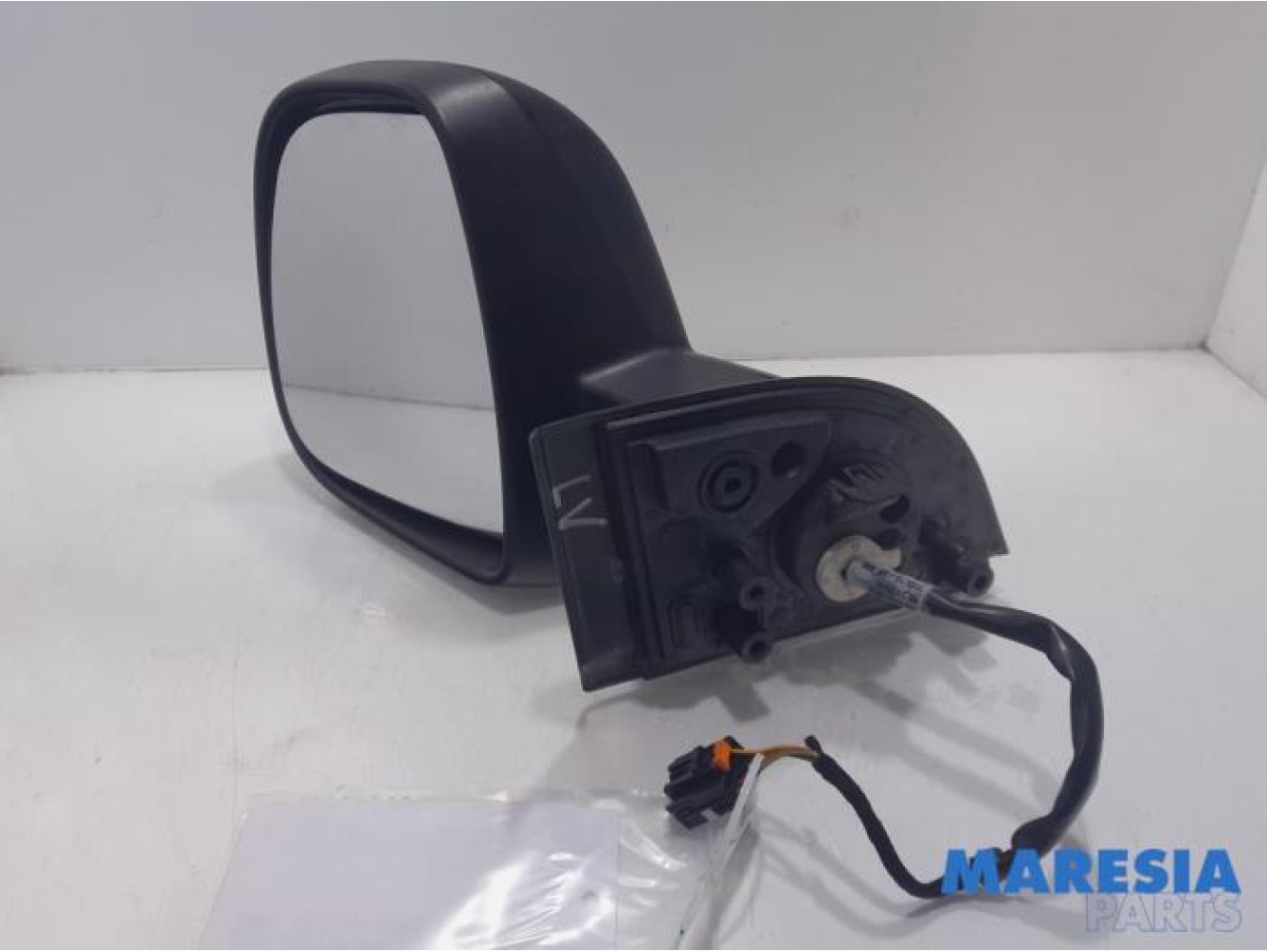Citroen - Berlingo - Wing mirror, left