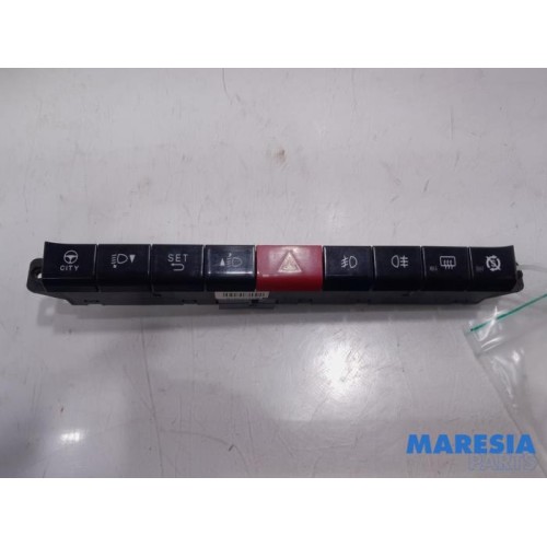 Fiat - Panda - Panic lighting switch