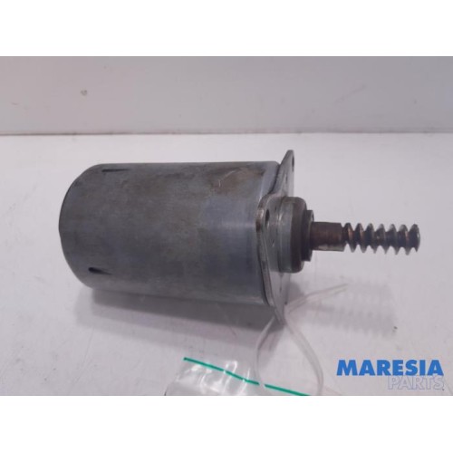 Peugeot - 207 - Camshaft adjuster