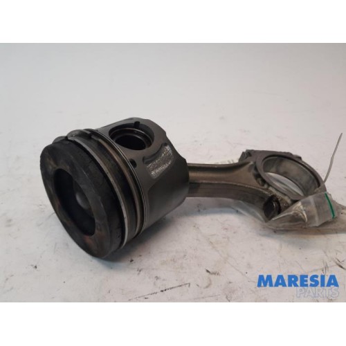 Peugeot - 508 - Connecting rod