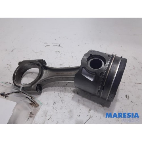 Peugeot - 508 - Connecting rod