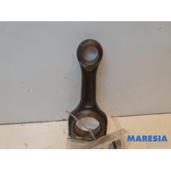 Citroen - DS3 - Connecting rod