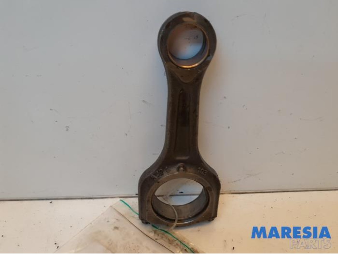 Citroen - DS3 - Connecting rod