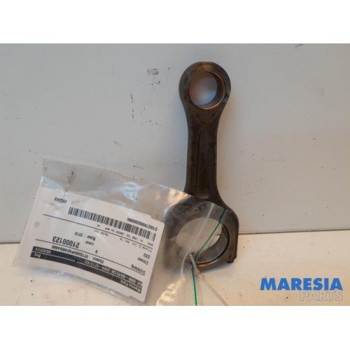 Citroen - DS3 - Connecting rod