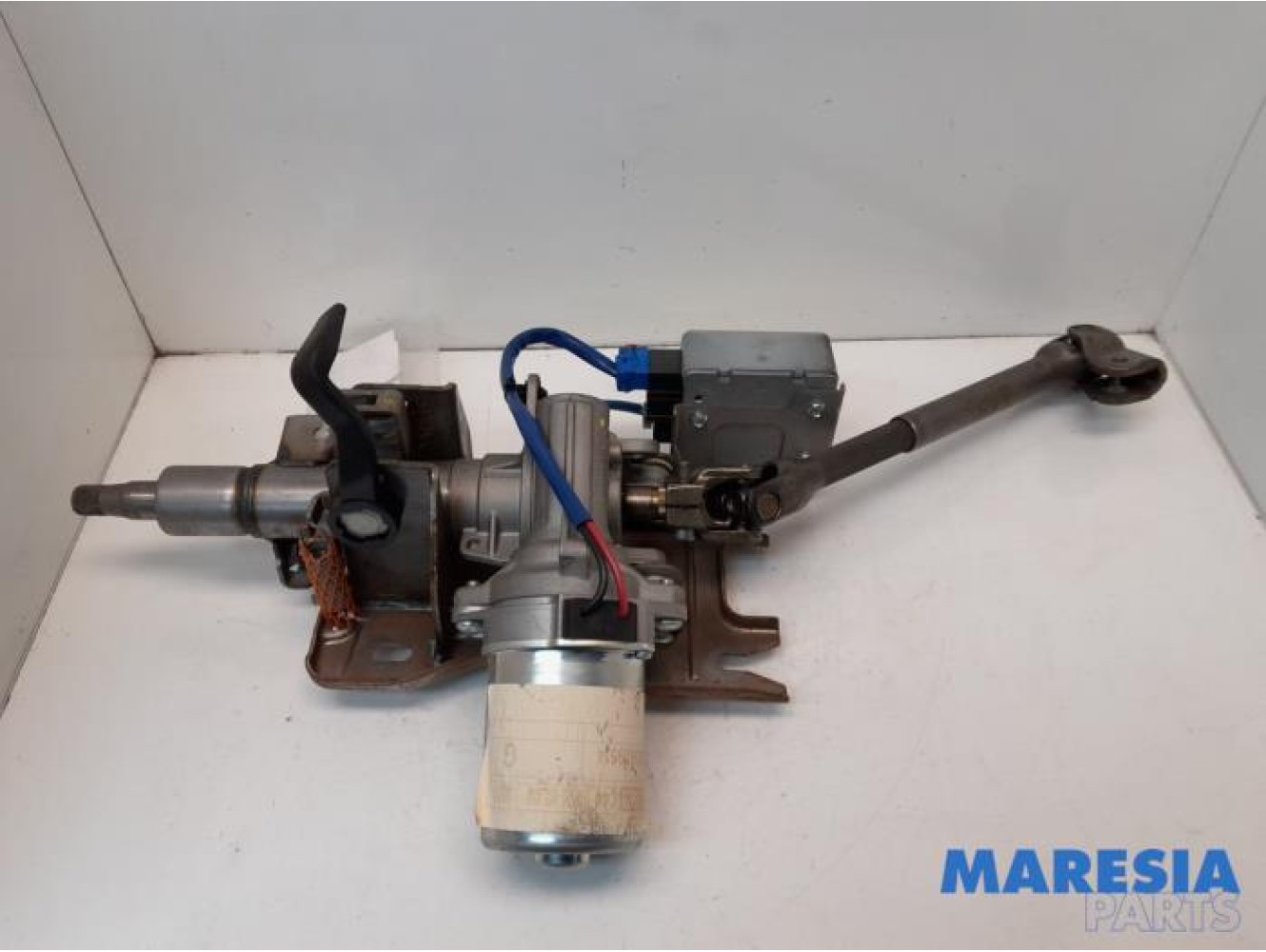 Renault - Twingo - Steering column housing