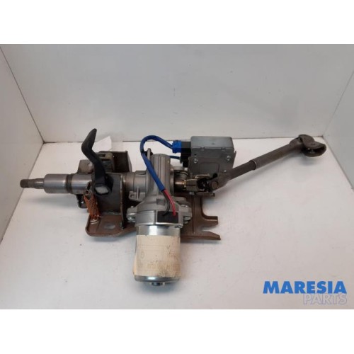 Renault - Twingo - Steering column housing