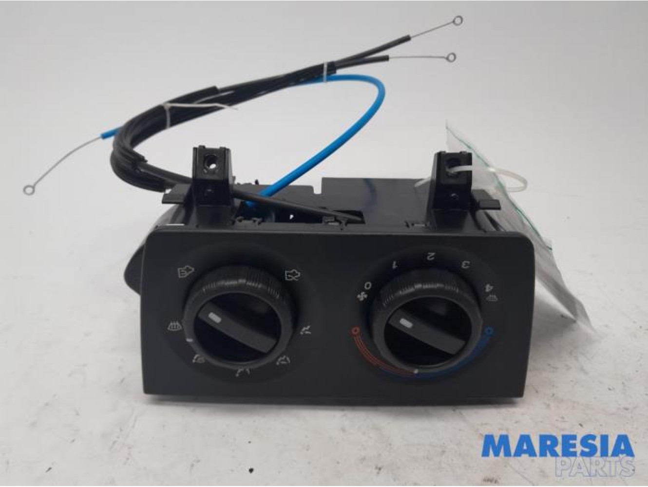 Fiat - Ducato - Panneau de commandes chauffage