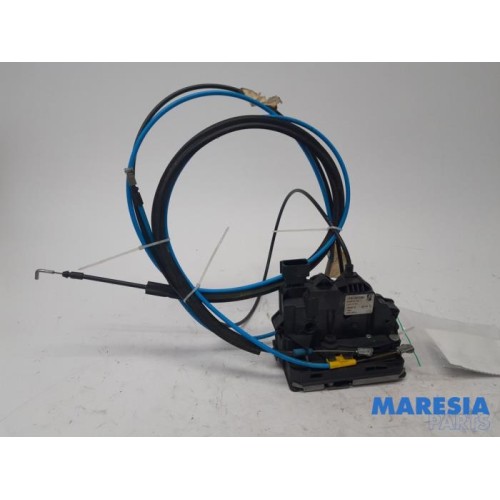 Fiat - Ducato - Sliding door lock mechanism, right
