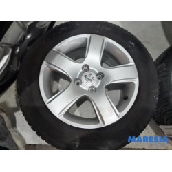Peugeot - 3008 - Sportvelgenset + banden