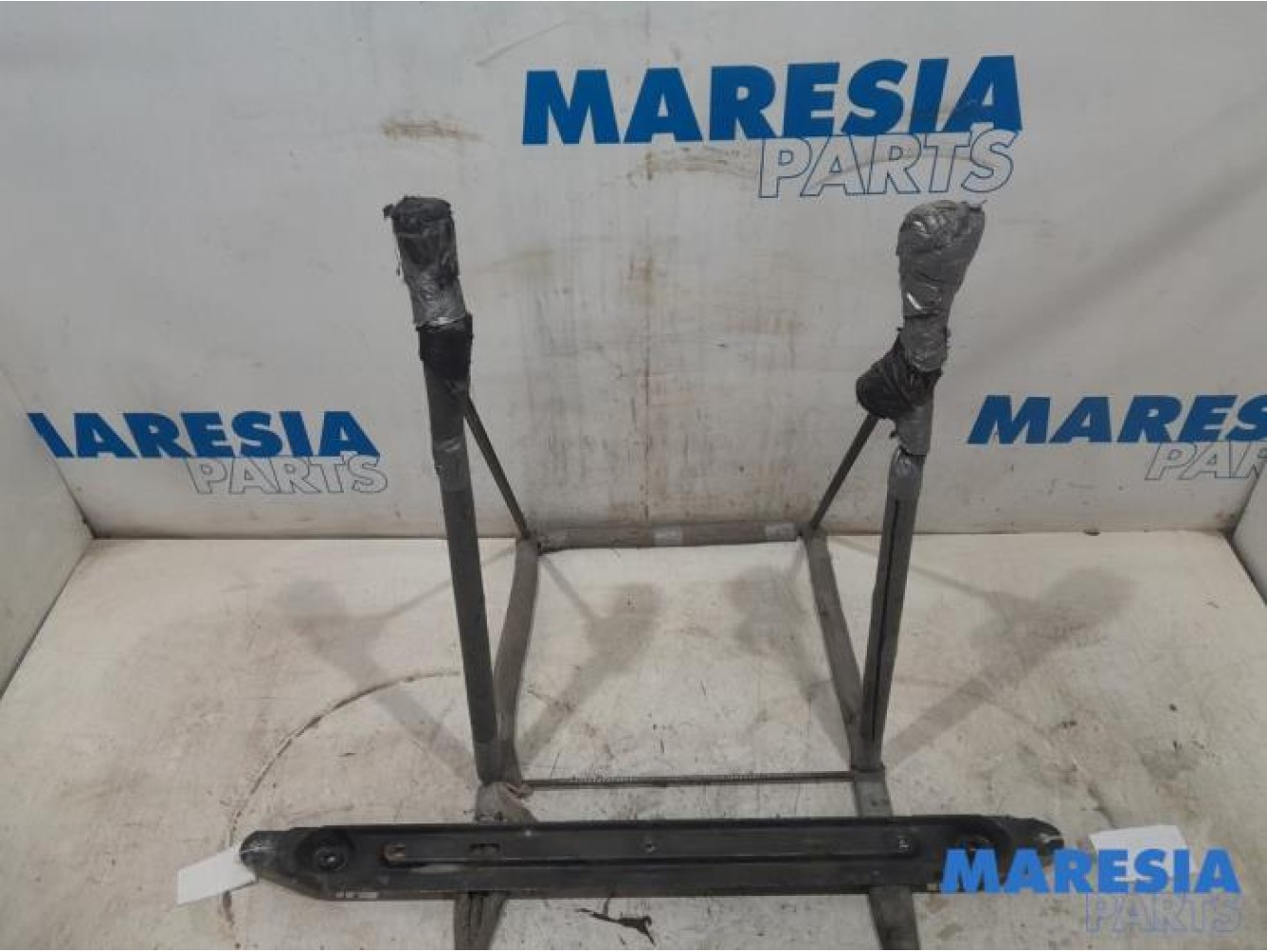 Peugeot - 3008 - Radiator bar