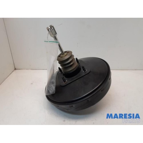 Renault - Twingo - Brake servo