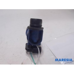 Renault - Twingo - Windscreen washer pump