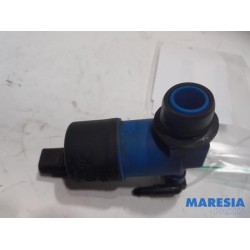 Renault - Twingo - Windscreen washer pump