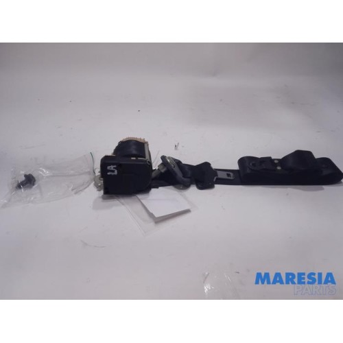 Renault - Twingo - Sicherheitsgurt links hinten