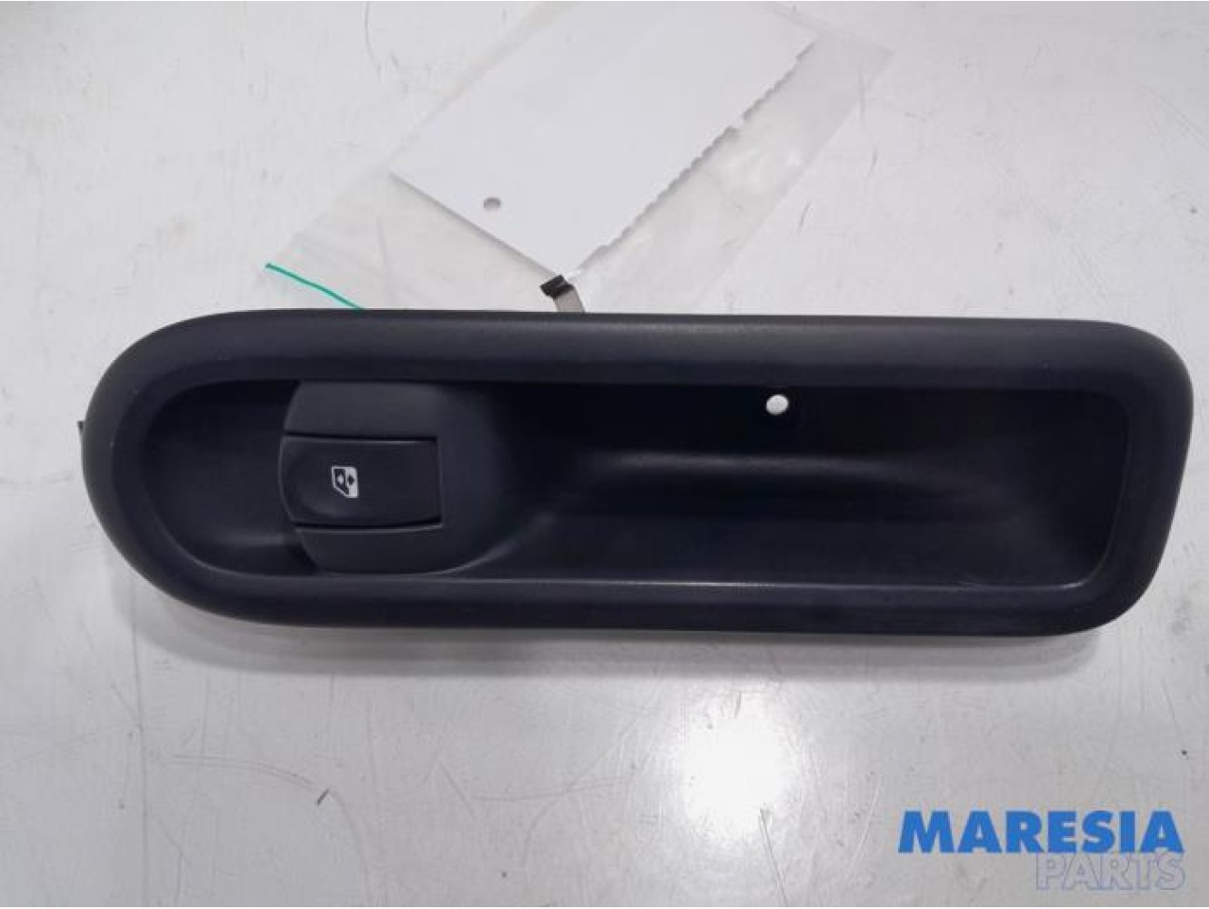 Renault - Twingo - Electric window switch