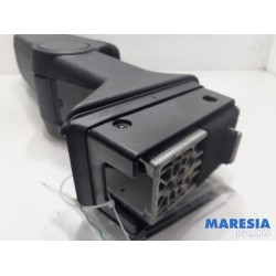 Alfa Romeo - Mito - Armrest