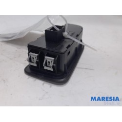 Alfa Romeo - Mito - AIH headlight switch