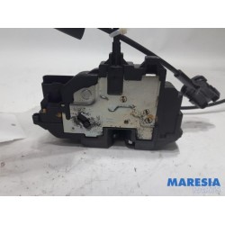Renault - Scenic - Rear door mechanism 4-door, right