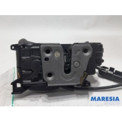 Renault - Scenic - Rear door mechanism 4-door, right