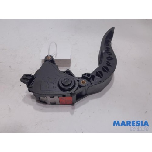 Renault - Scenic - Gaspedalposition Sensor