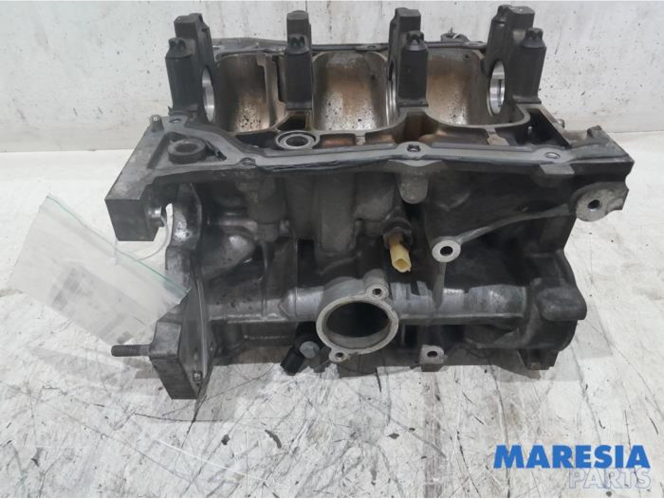 Renault - Clio - Engine crankcase