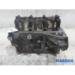 Renault - Clio - Engine crankcase