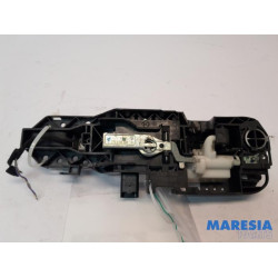 Renault - Scenic - Poignée portière 4portes avant droite