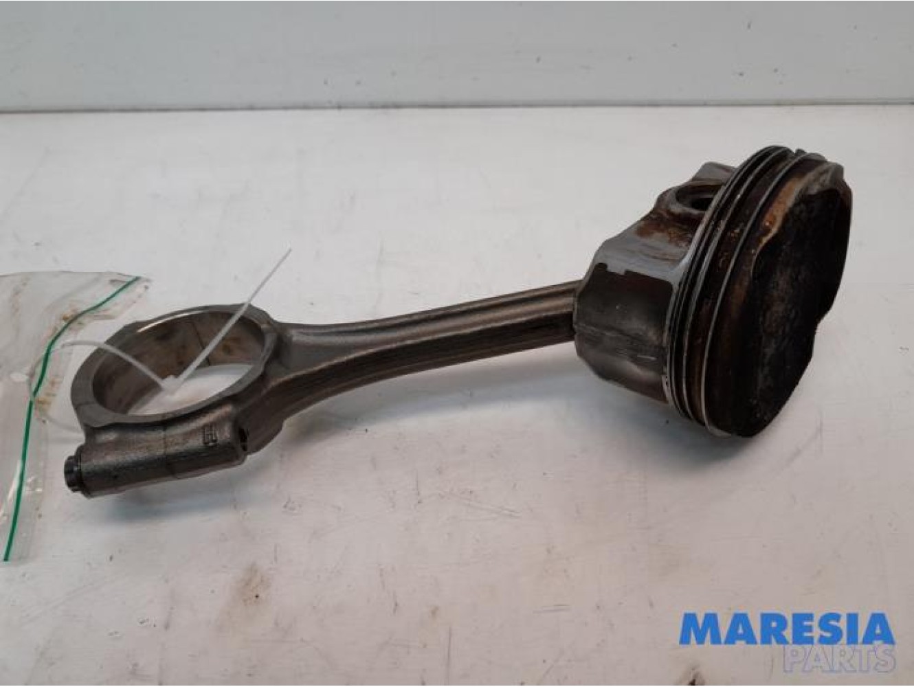 Peugeot - 208 - Connecting rod