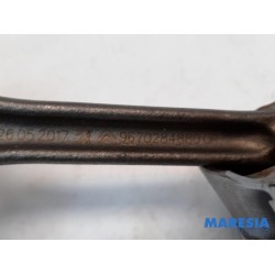 Peugeot - 208 - Connecting rod