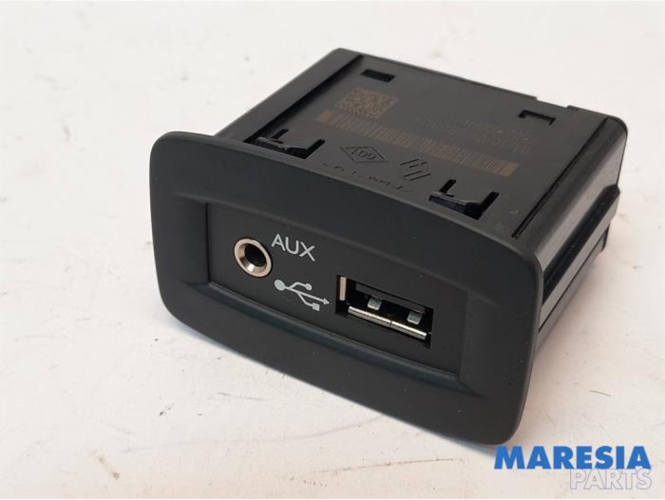 Renault - Scenic - AUX/USB aansluiting