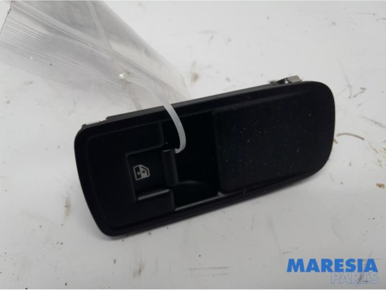 Alfa Romeo - Mito - Multi-functional window switch