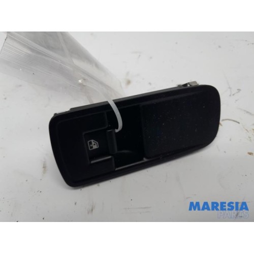 Alfa Romeo - Mito - Multi-functional window switch