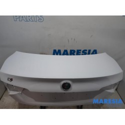 Alfa Romeo - Giulia - Tailgate