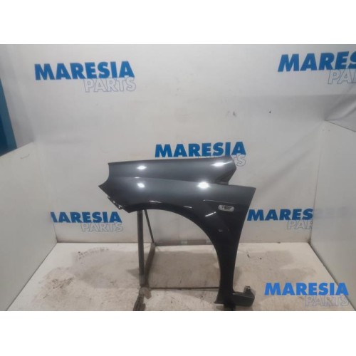 Fiat - Punto - Front wing, left