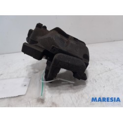 Renault - Scenic - Front brake calliper, left