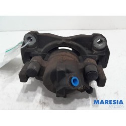 Renault - Scenic - Front brake calliper, left