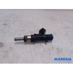 Renault - Clio - Injector (petrol injection)