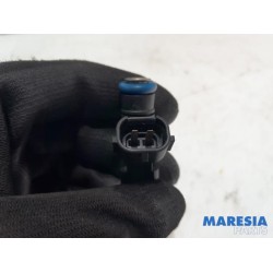 Renault - Clio - Injector (petrol injection)