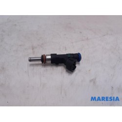 Renault - Clio - Injector (petrol injection)