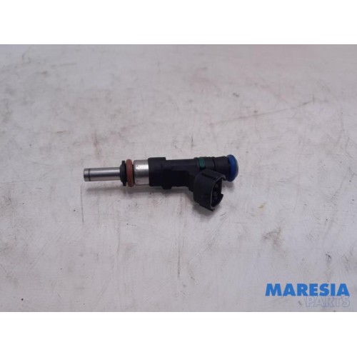 Renault - Clio - Injector (petrol injection)