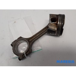 Renault - Clio - Connecting rod