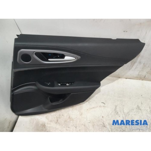Alfa Romeo - Giulia - Rear door trim 4-door, right