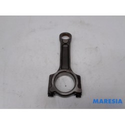 Renault - Megane - Connecting rod