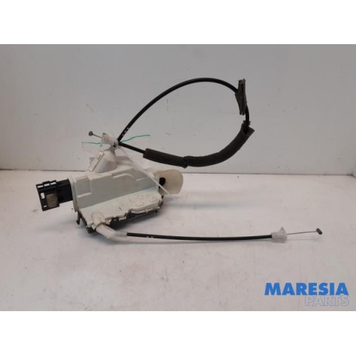 Peugeot - 3008 - Door lock mechanism 4-door, front left