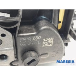 Peugeot - 3008 - Front door lock mechanism 4-door, right