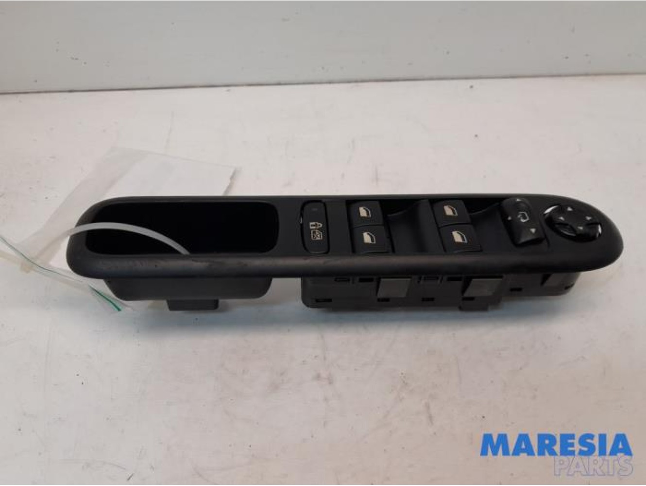 Peugeot - 3008 - Multi-functional window switch